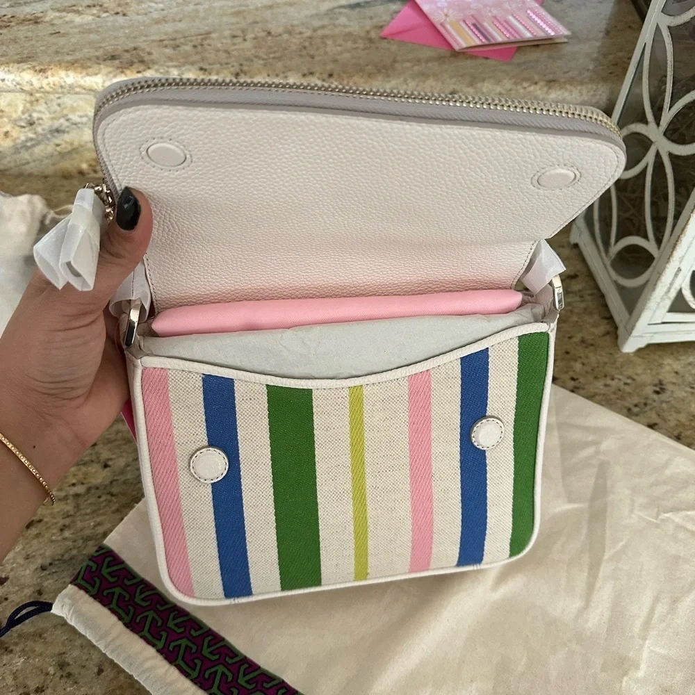 New Kate spade run around breezy stripe crossbody bag